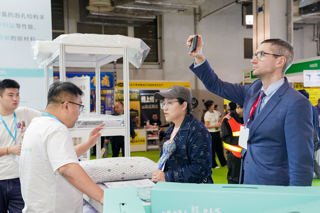 20241019161738-LIU00948-3257362343.jpg 20241019161738-LIU00948-3257362343.jpg